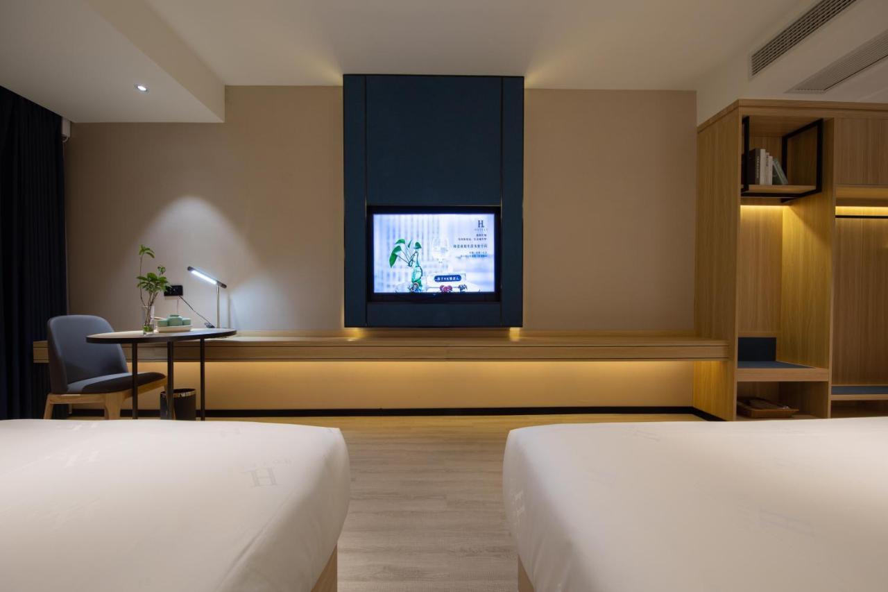 Ausotel By Argyle Baiyun International Airport Renhe Metro Exit B Guangzhou Exterior foto