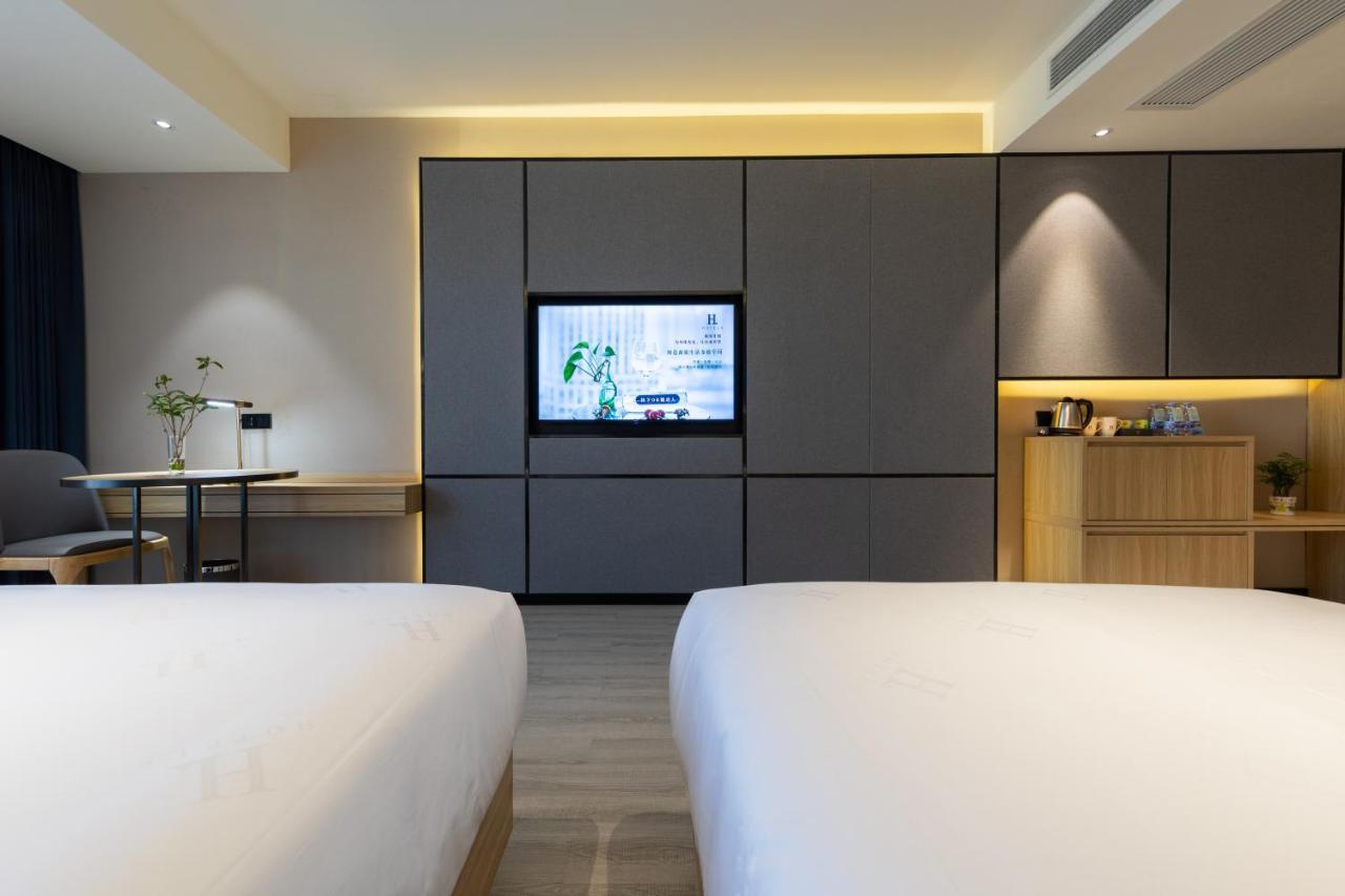 Ausotel By Argyle Baiyun International Airport Renhe Metro Exit B Guangzhou Exterior foto
